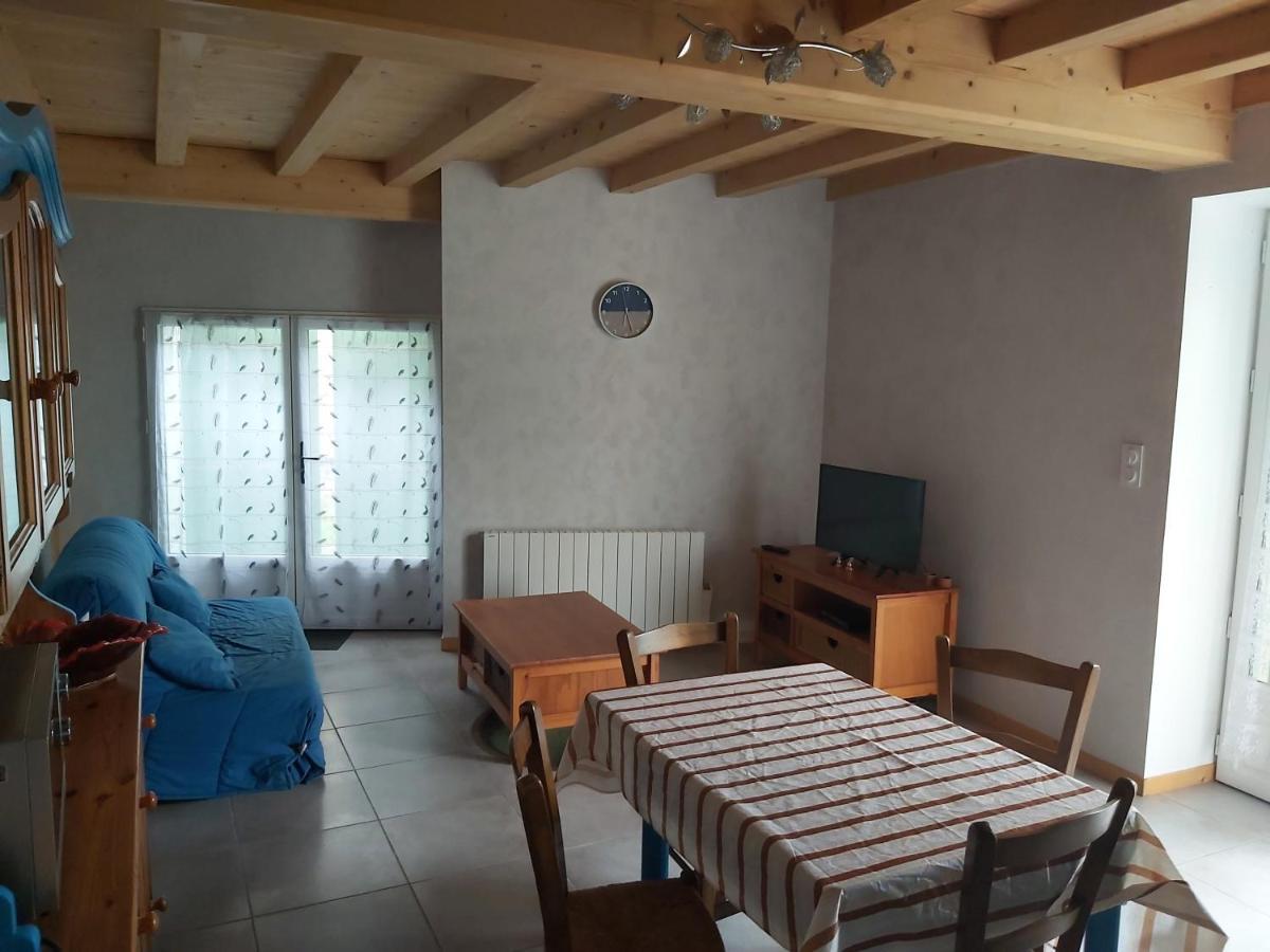 Jonzac-Gite-Lepuits Clion  Bagian luar foto